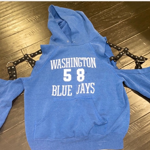 LF Tops - LF blue sweatshirt